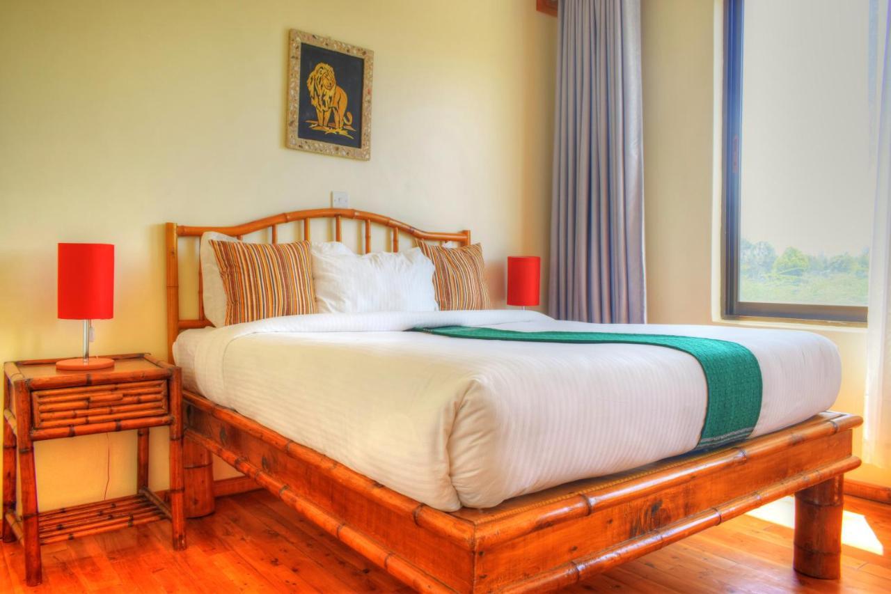 Peaks Hotel Nanyuki Buitenkant foto
