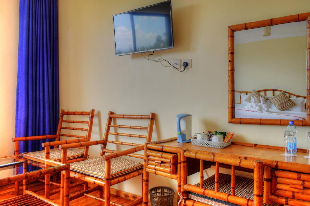 Peaks Hotel Nanyuki Buitenkant foto